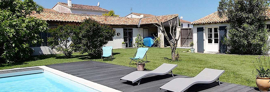 a holiday villa in Loix